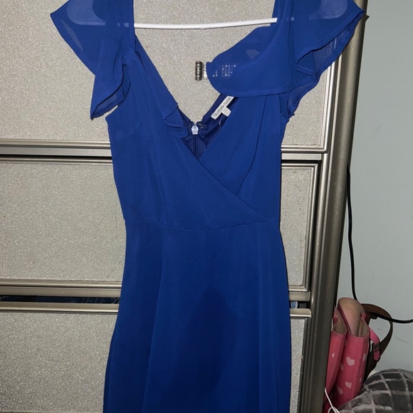 Dress - Picture 2 of 4